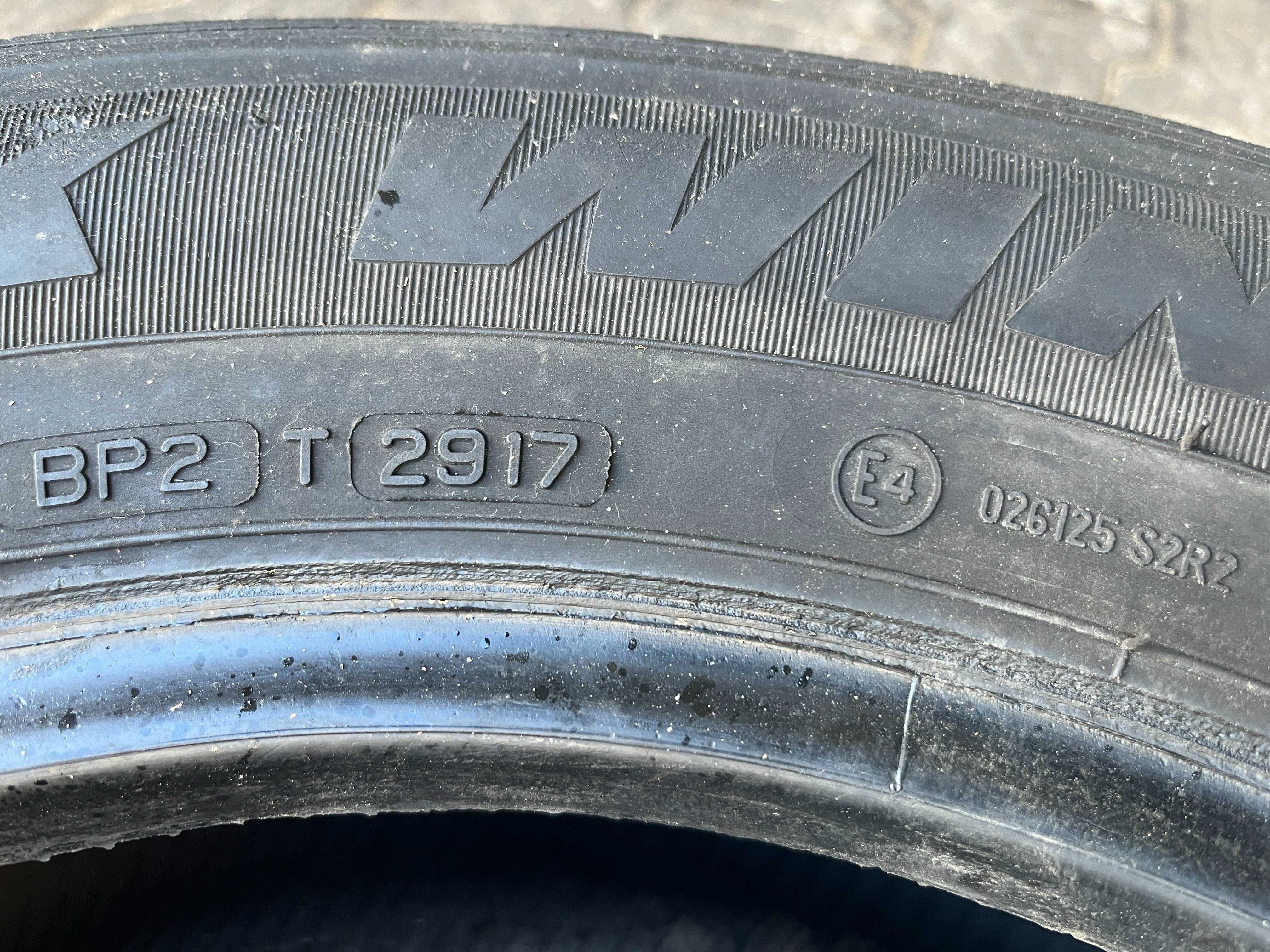 Para opon Firestone Vanhawk Winter 225/65 r16c 110/112R CENA ZA PARE!