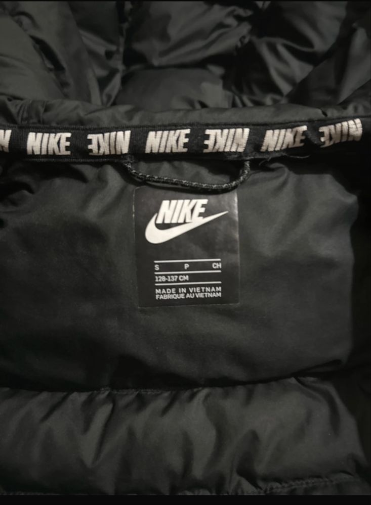 Casaco Penas Nike