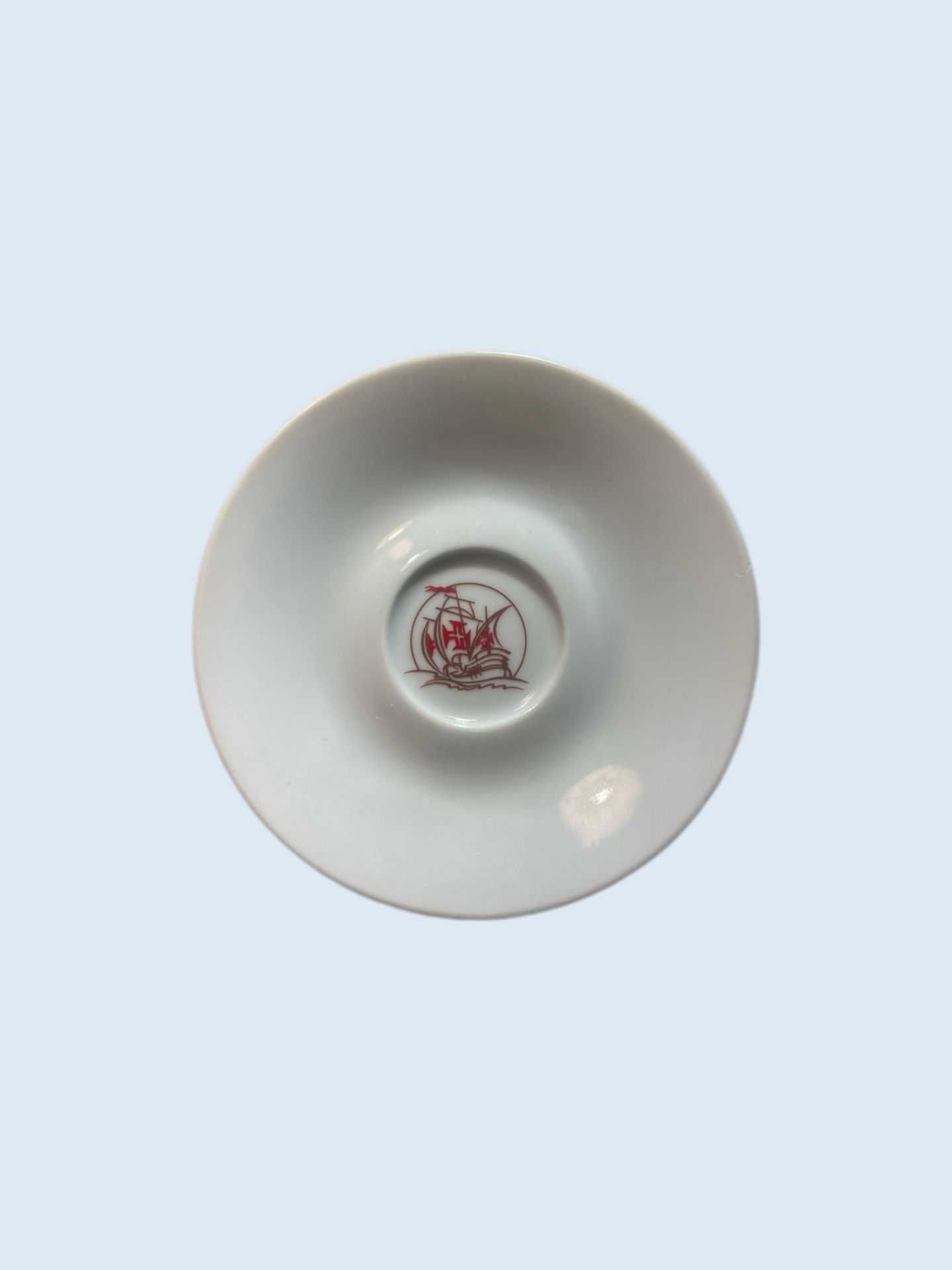 Pires porcelana gs branca com ilustração de Caravela Portuguesa