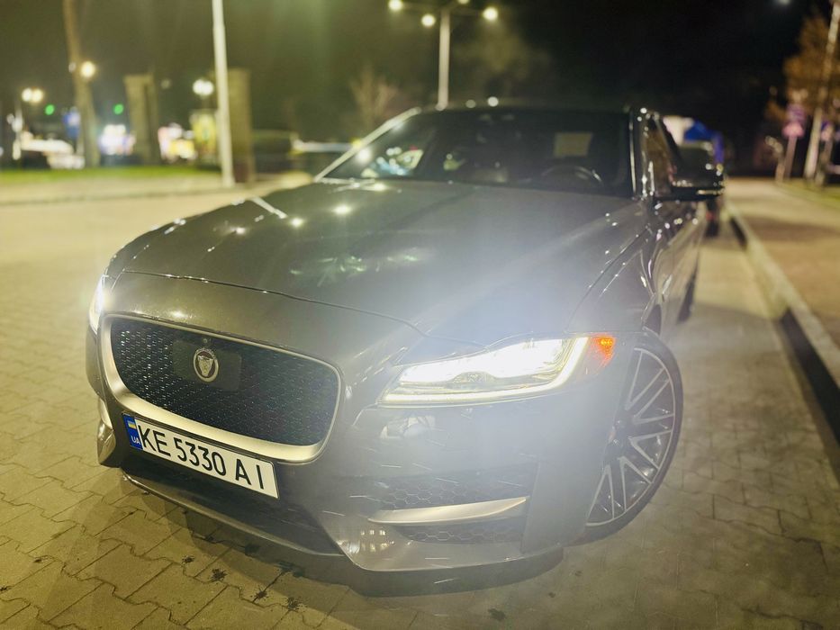 Jaguar XF 3.0 AWD R-Sport