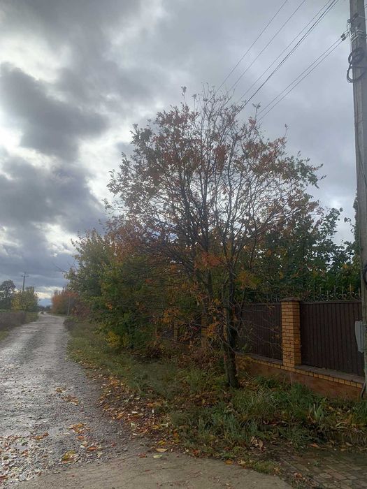 Продам участок под застройку 10 сот. по Житомирской трассе Гуровщина-2