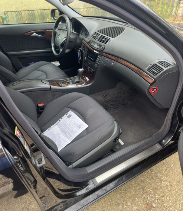 Свіжо-приганий Mercedes-benz e200 w211 1.8 kompressor 2004 рік