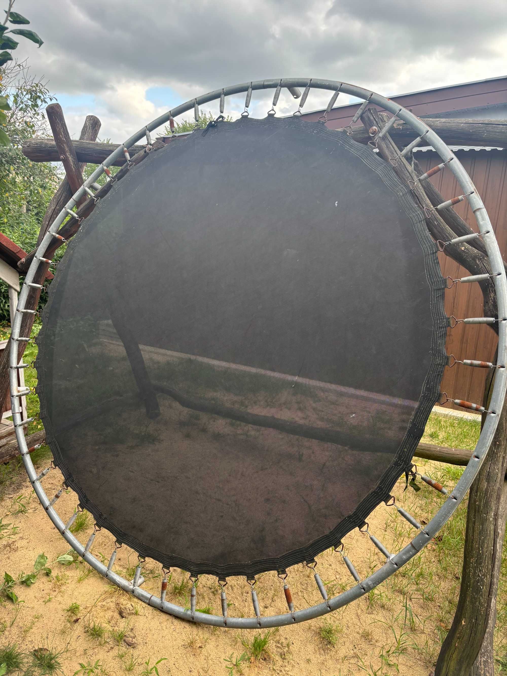Trampolina 2.5m  + drabinka + rurki