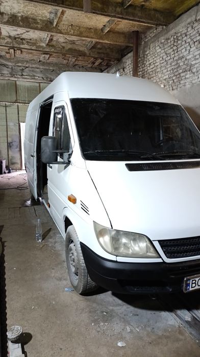 Оренда буса / Оренда вантажного авто / Прокат авто