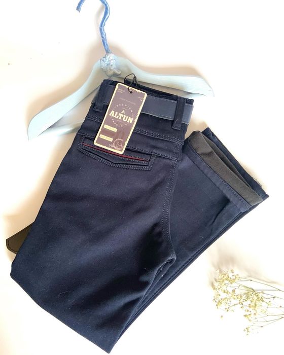 Утеплені брючки штани джинси на хлопчика 116