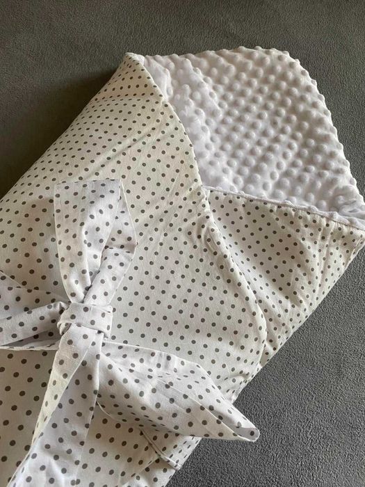 Rożek - becik niemowlęcy dwustronny Minky