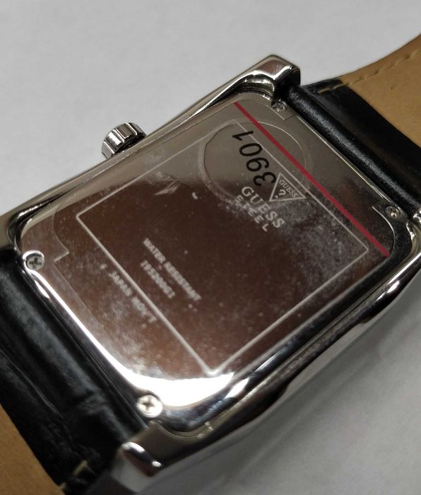 Relogio Guess Steel em estado IMACULADO