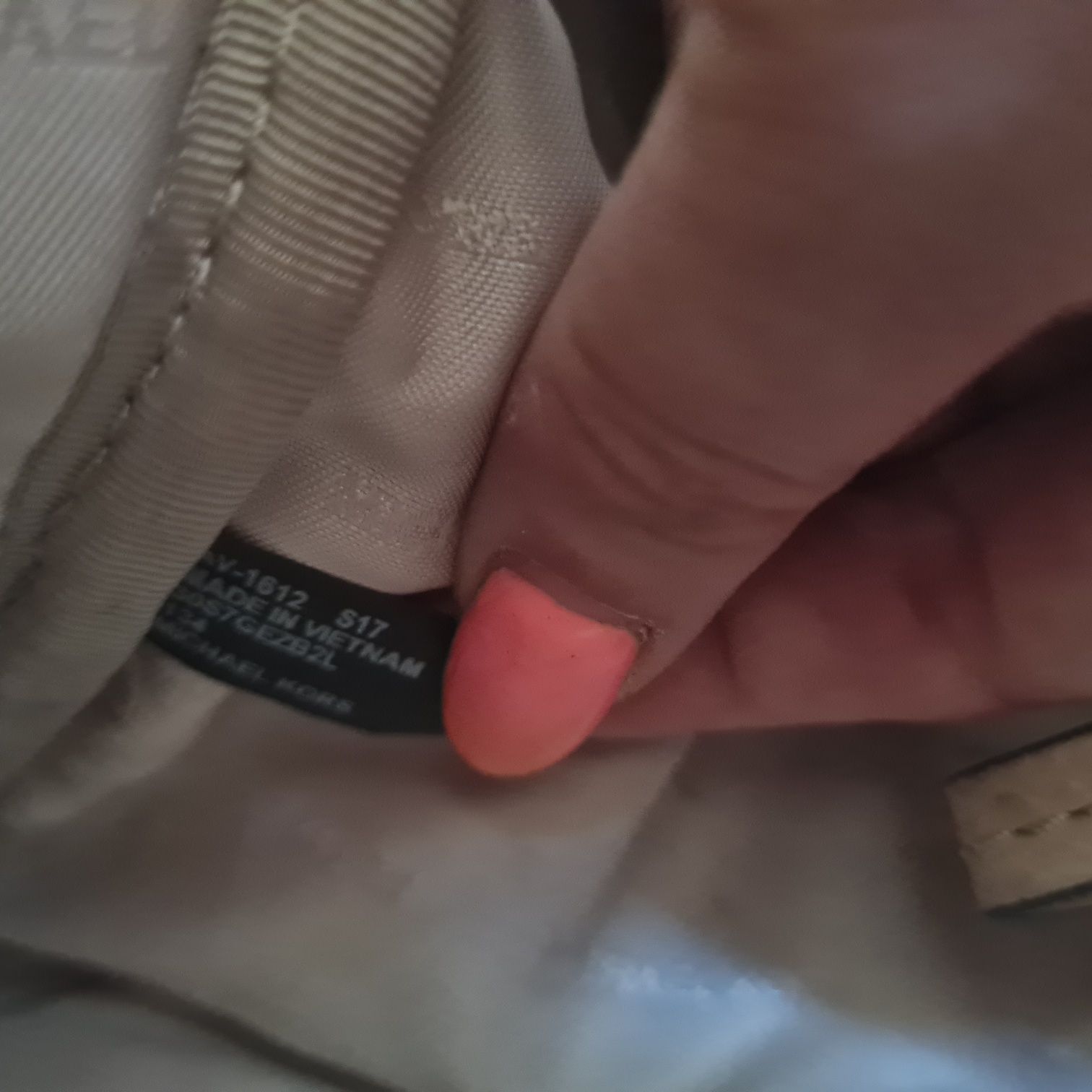 Michael Kors plecak plecaczek rhea beżowy logo duży mk monogram logowa
