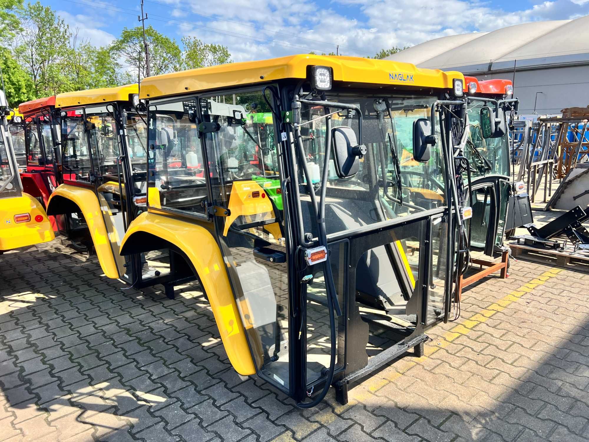 Kabina Ursus C330 C360 C-330 C-360 NAGLAK Kolor dachu do wyboru! -RATY