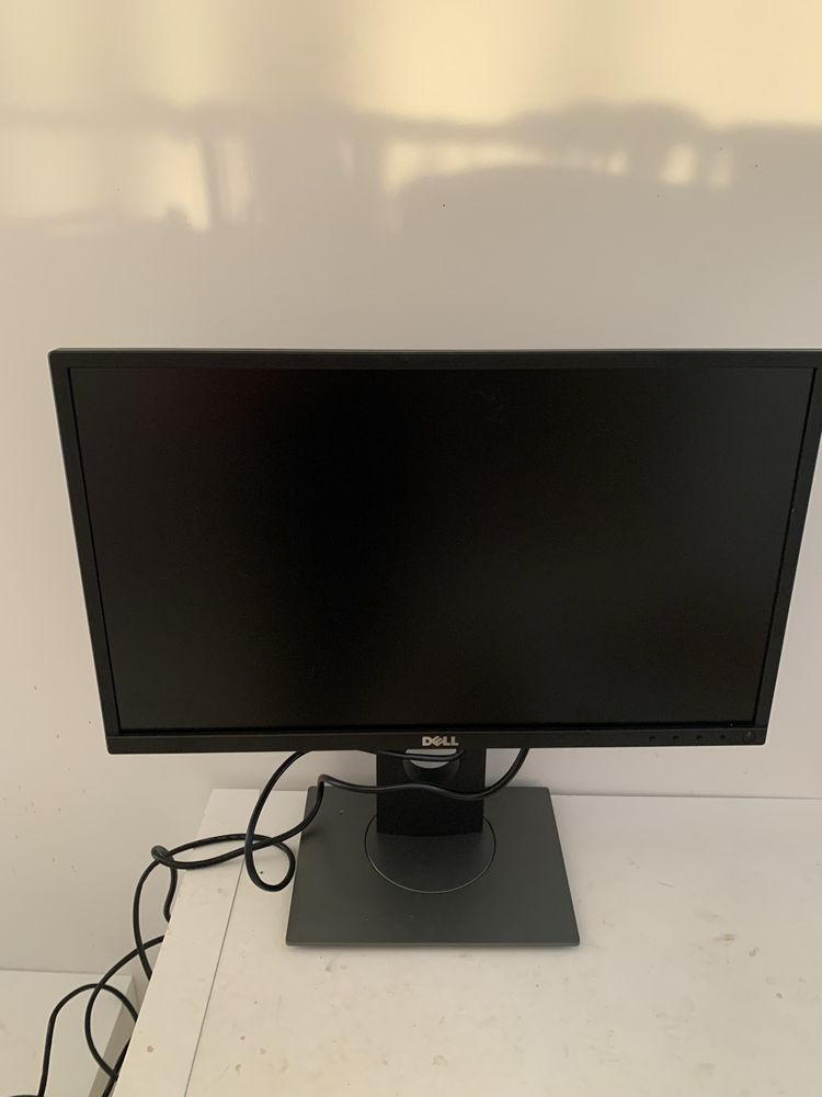 Monitor Dell Sprawny działający 22 cale