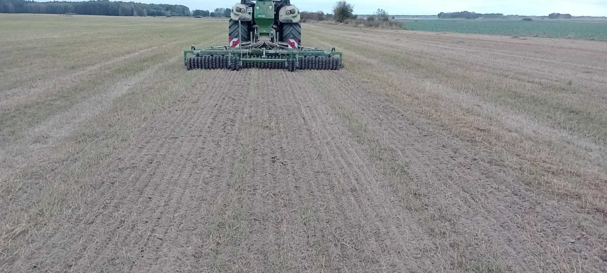 Siew dosiew traw, lucerny, poplonów