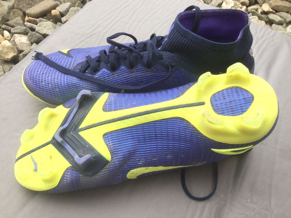 Chłopięce profesjonalne korki nike roz. 36