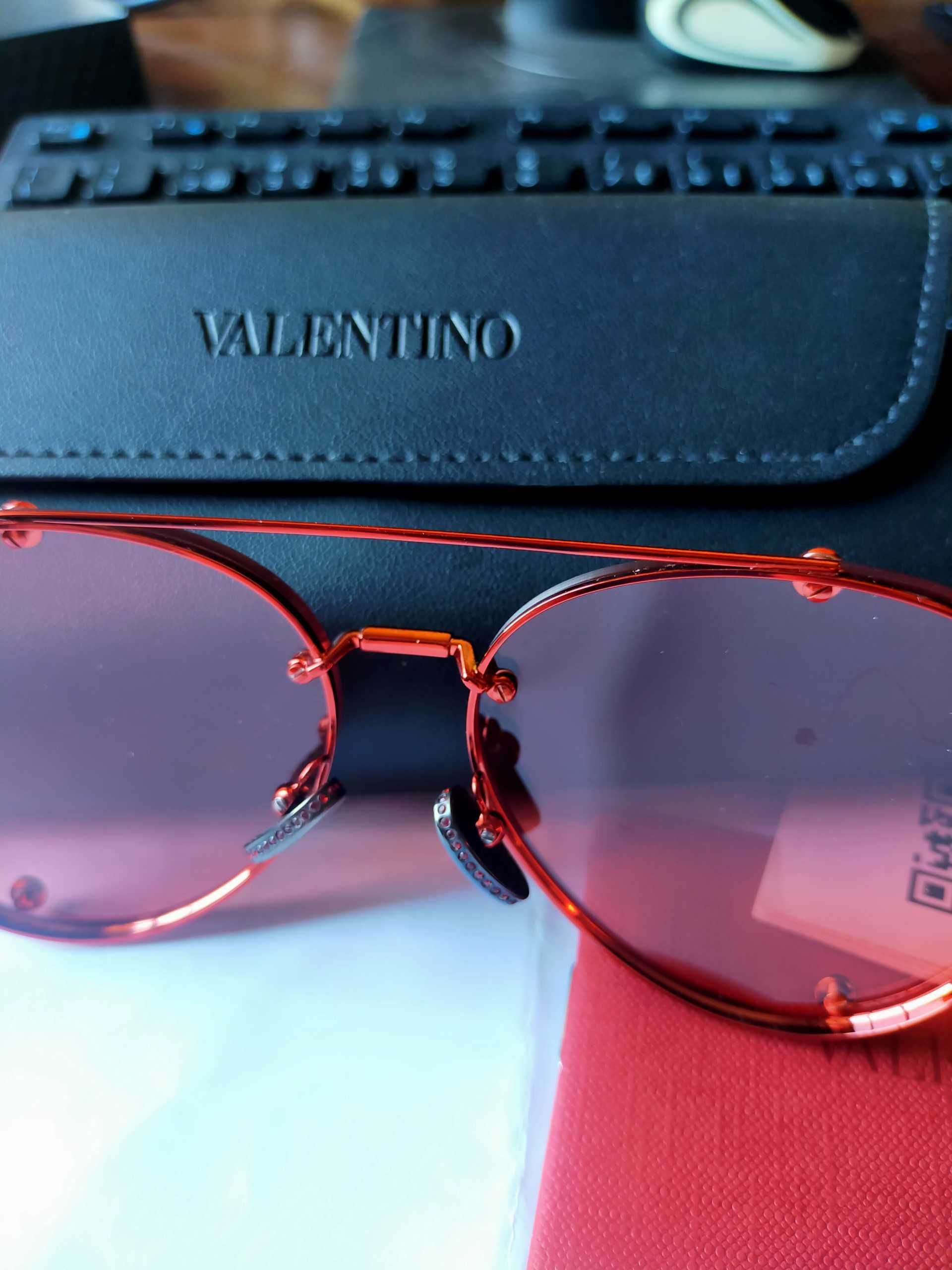 Novos óculos sol Valentino