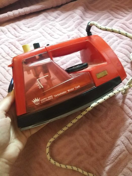 Продам рабочий  японский утюг