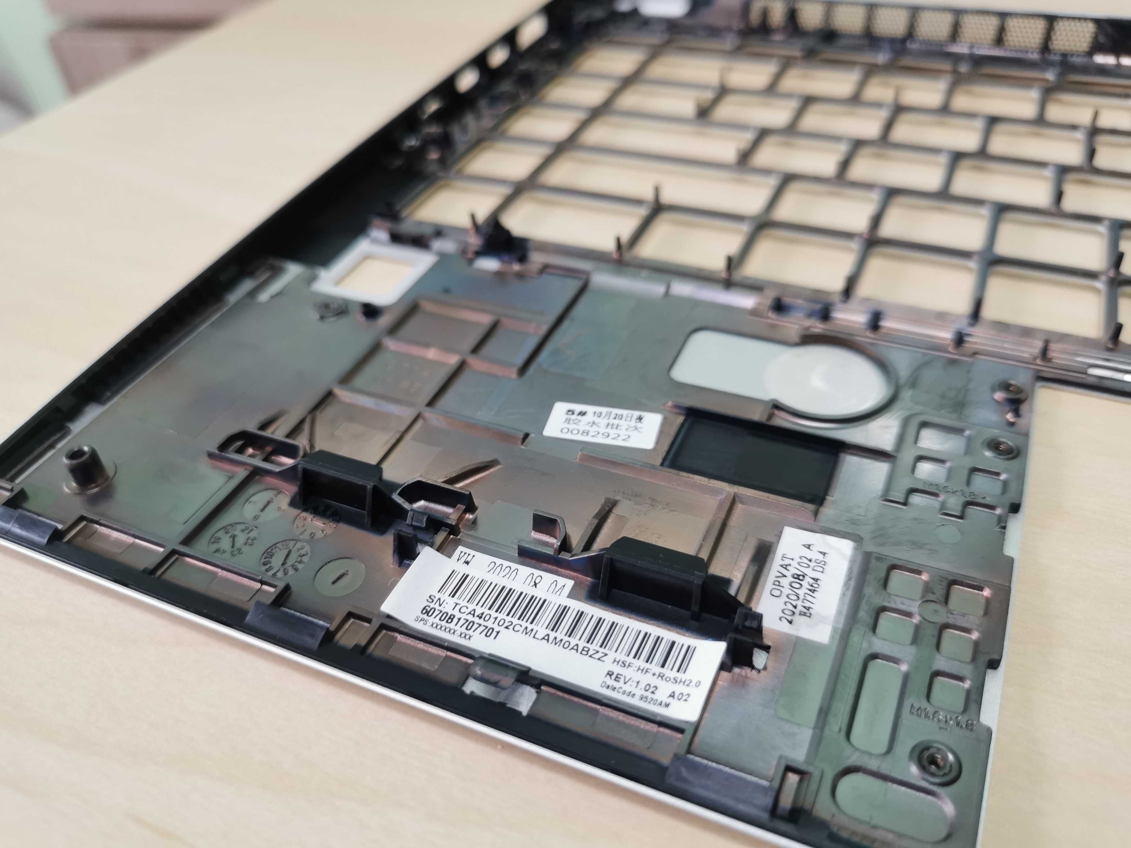 Palmrest HP 840 / 845 / 745 G7 - Novo