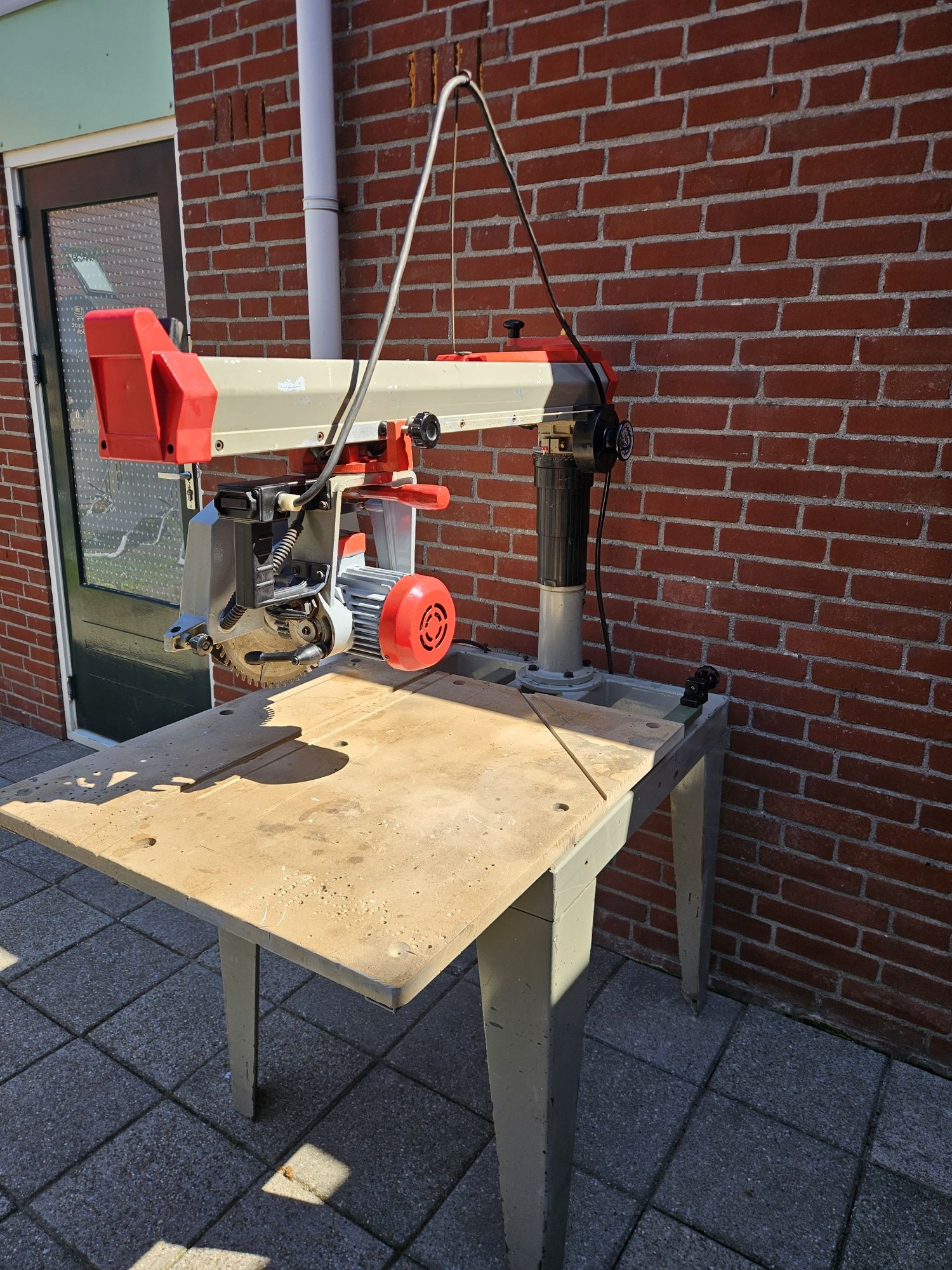 Omga Radial Piła Radialna/Ukośnica Dewalt