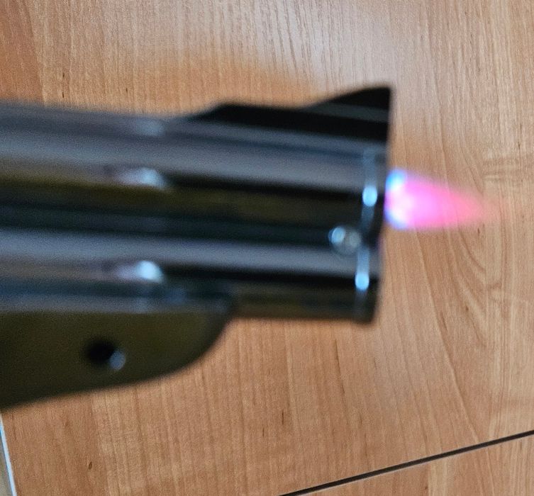 Pistolet zapalniczka