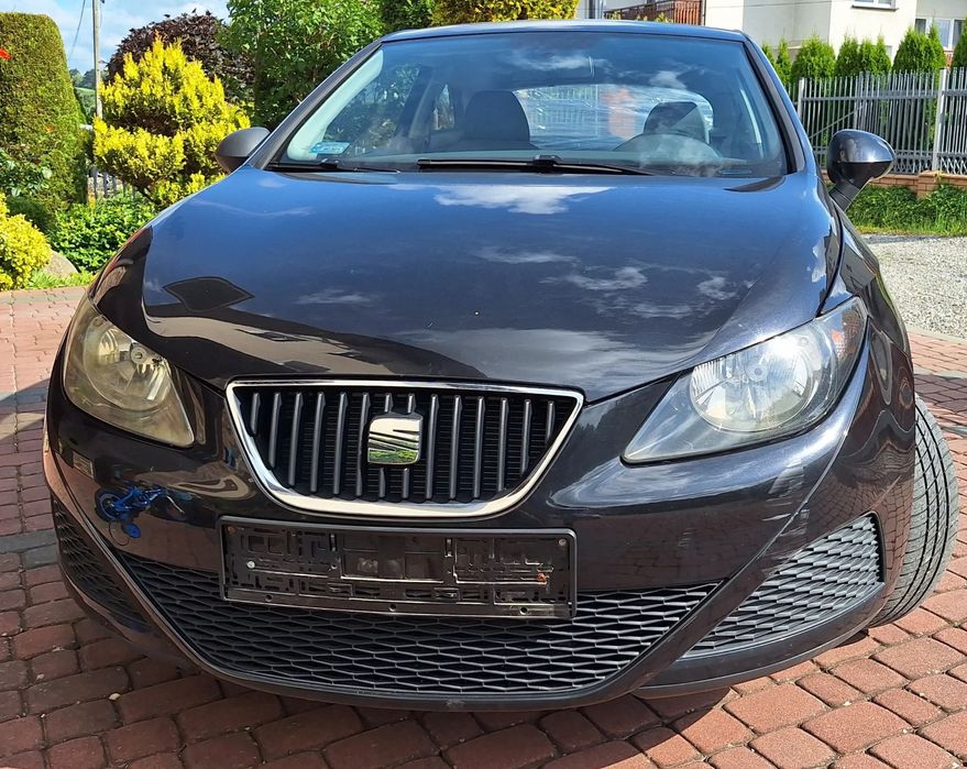 Seat Ibiza Sprzedam zadbaną Ibizę po stłuczce