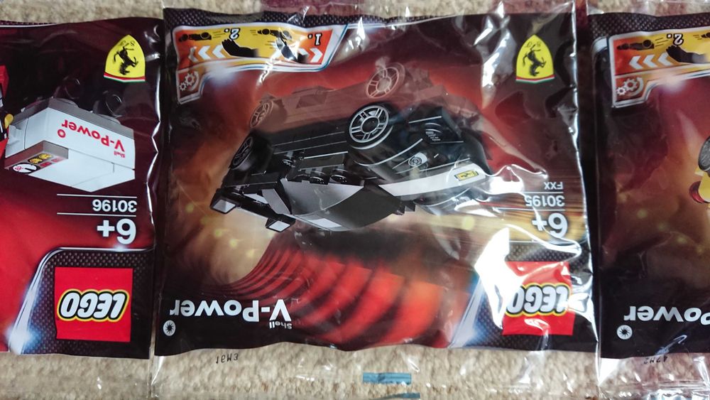 Klocki zestaw kolekcja LEGO Ferrari Shell V-Power 2012