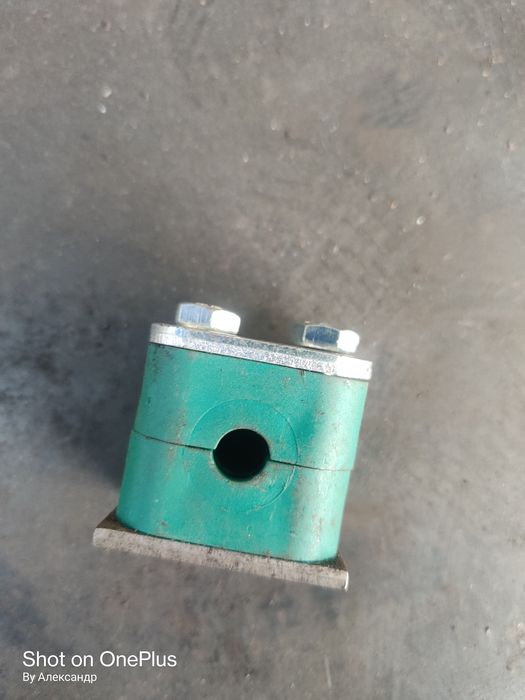 Кріплення для труб стандартної серії (матеріал колодок - поліпропілен)