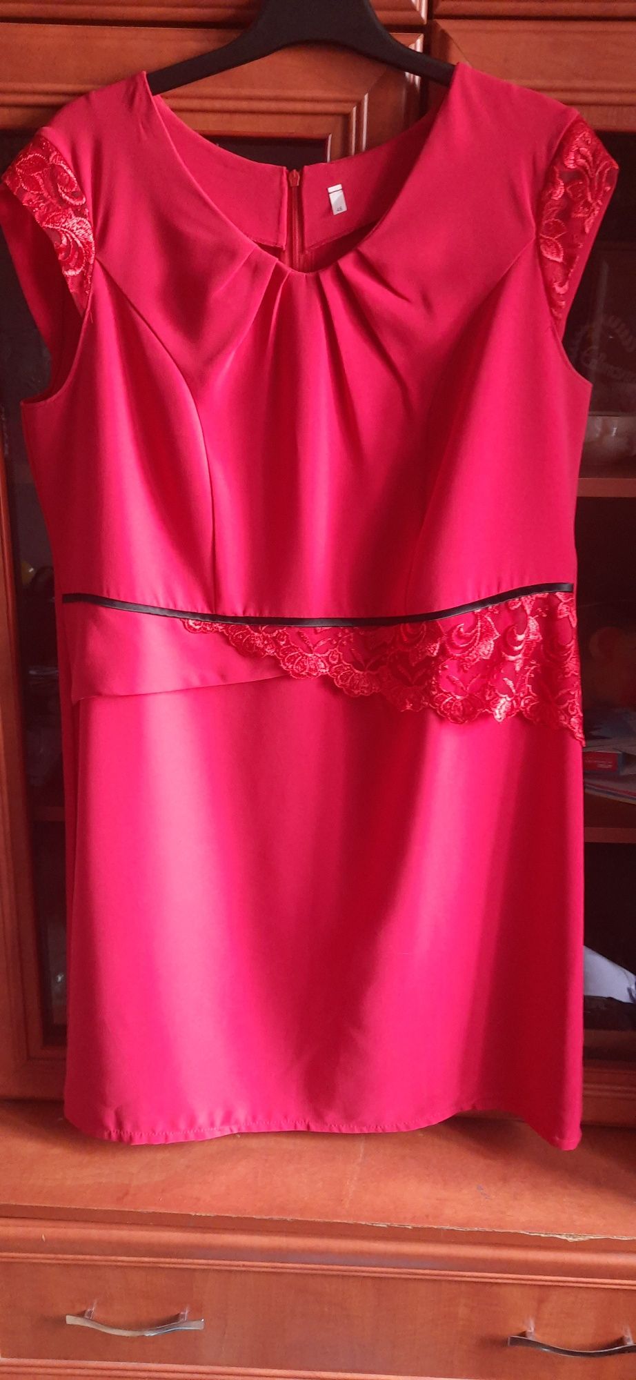 Sukienka elegancka