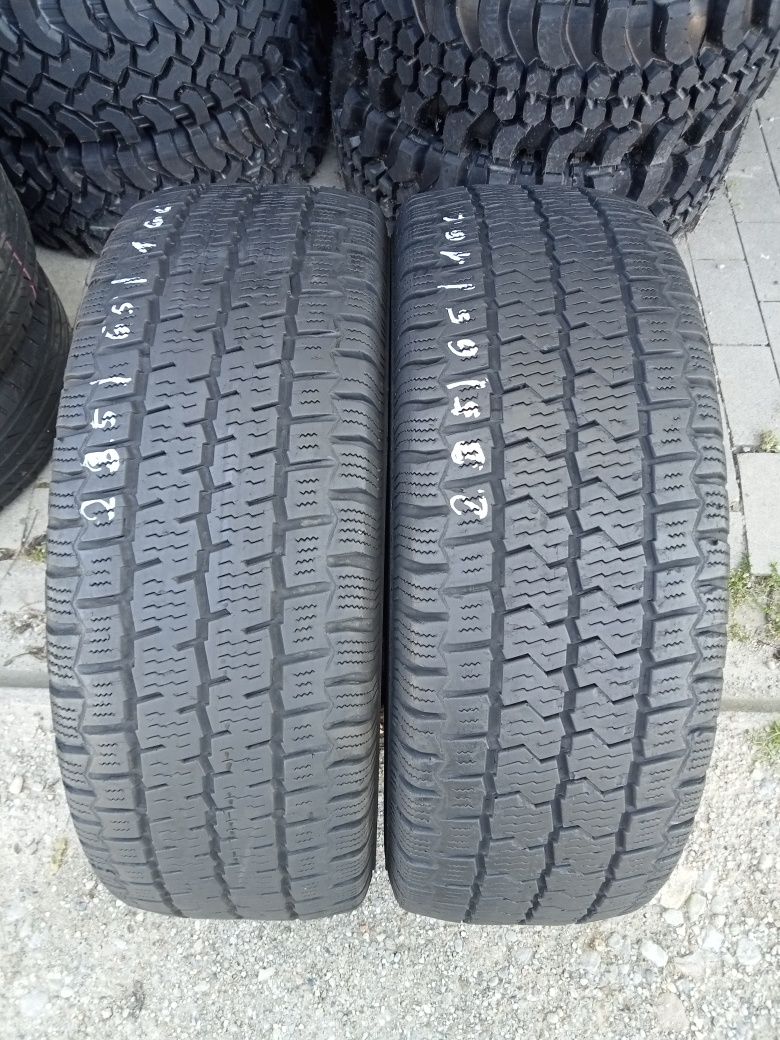 2x Opony Używane Całoroczne 235/65R16C Continental
