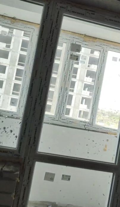 Продам 1 комнатная квартира Новострой ЖК Оазис метро Героев Труда