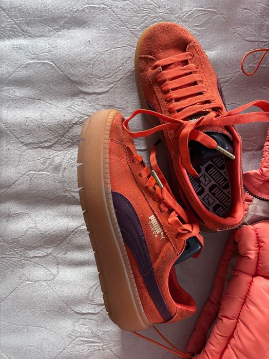 Яскравий комплект кросівки puma та куртка