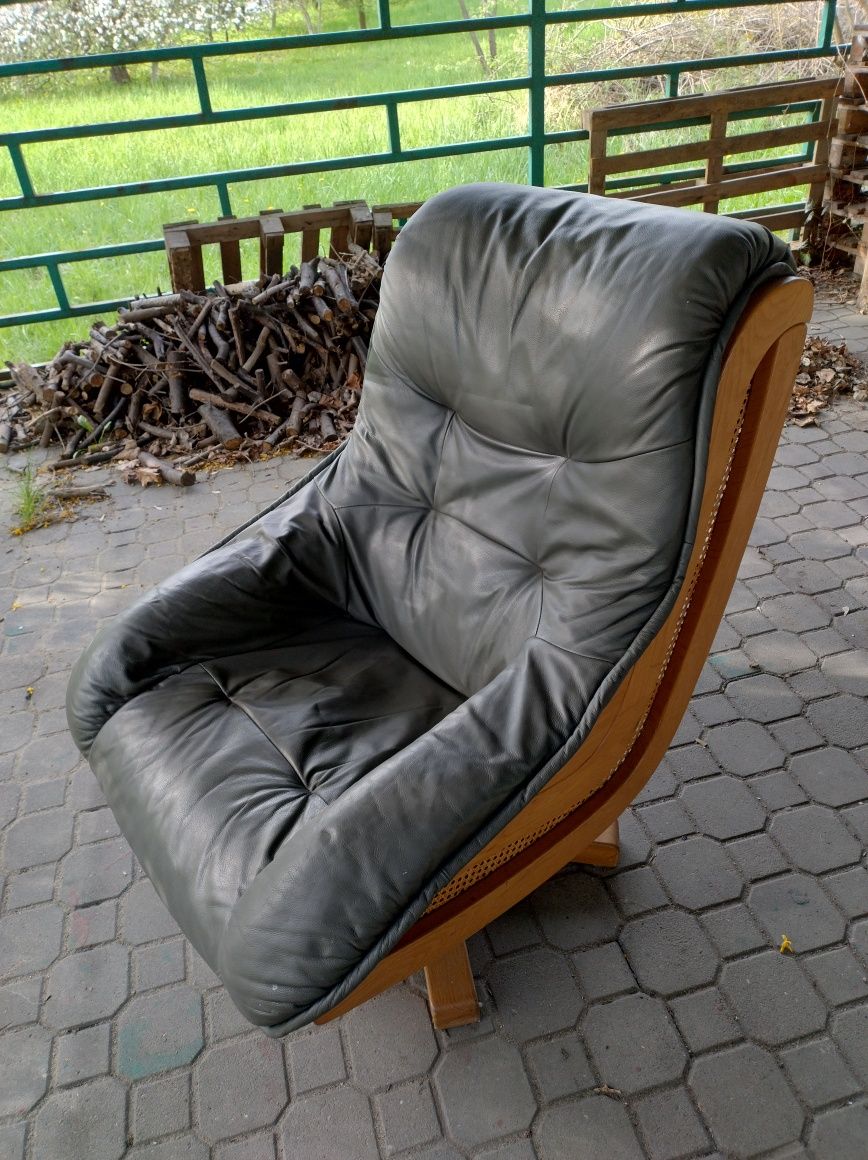 Solidny Fotel obrotowy skórzany drewniana (nie wióry) rama obrotowa
