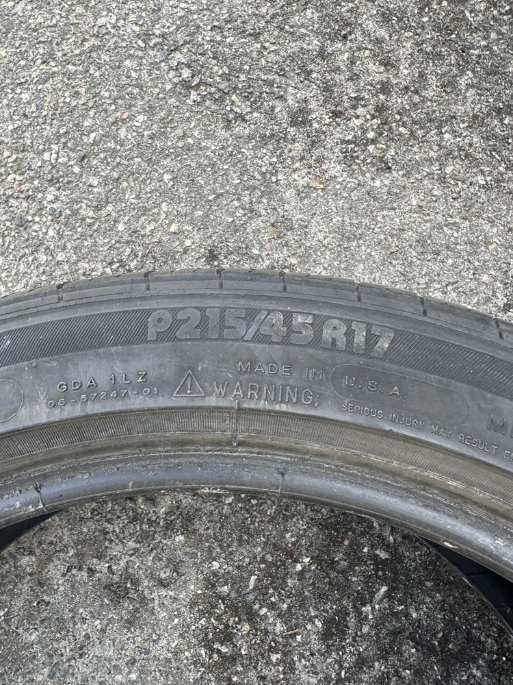 Продам пару 215 45 17 Michelin всесезонка