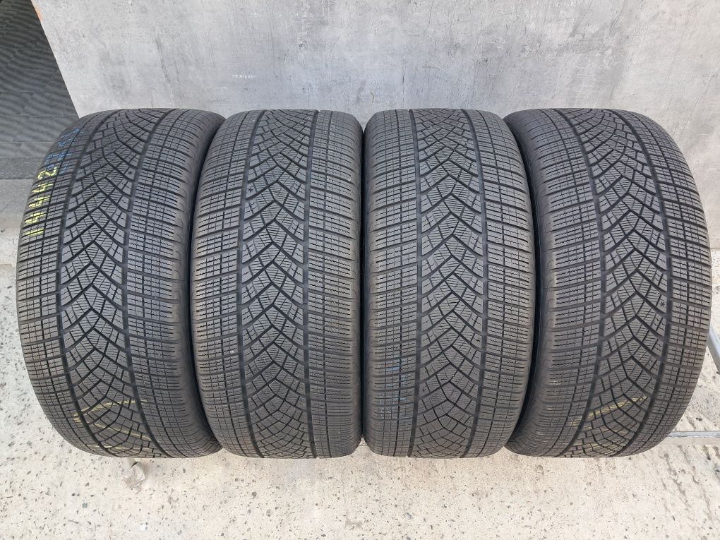 Резина зимова, 285/45 R20 Good Year Ultra Grip Performance Gen 1