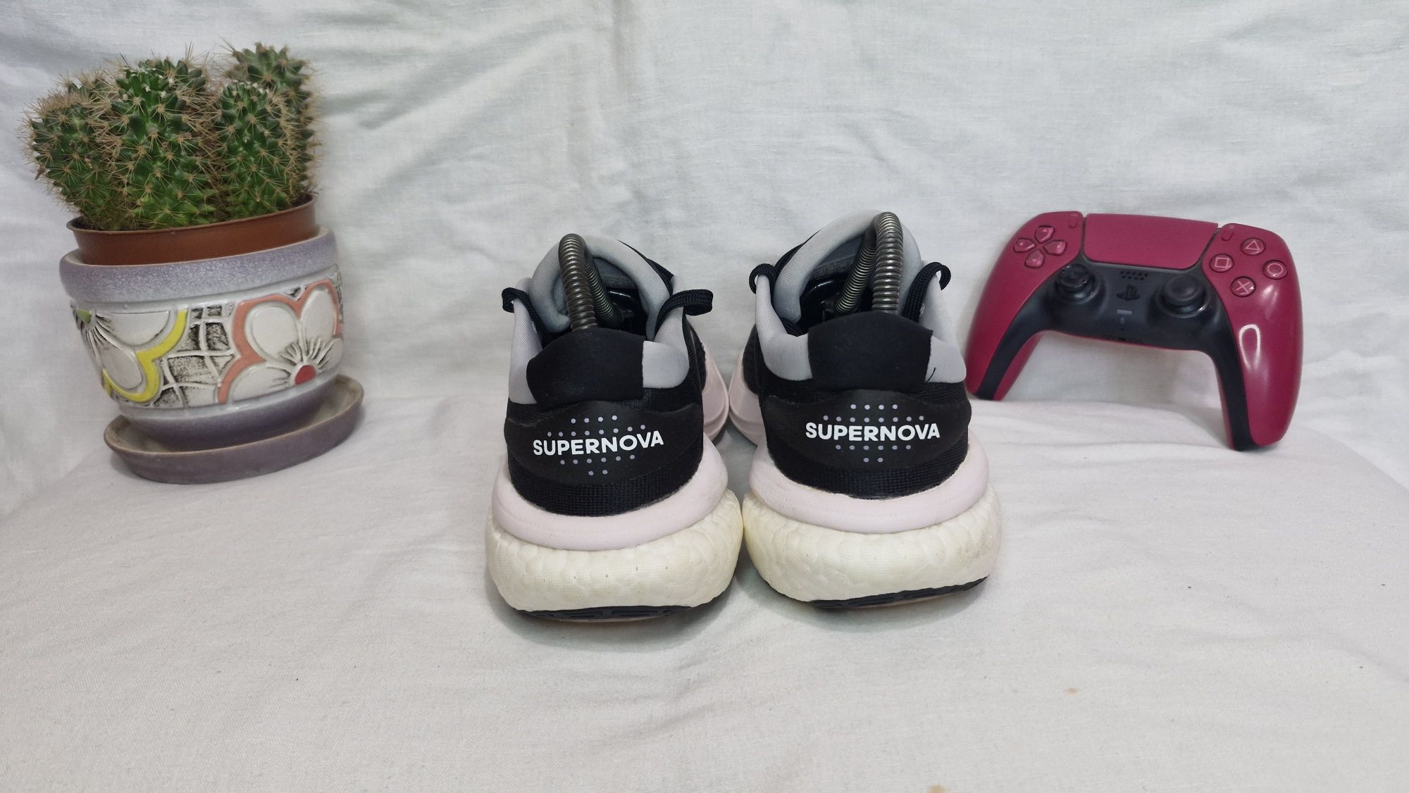 Бігові кросівки Adidas Supernova.Розмір 39
