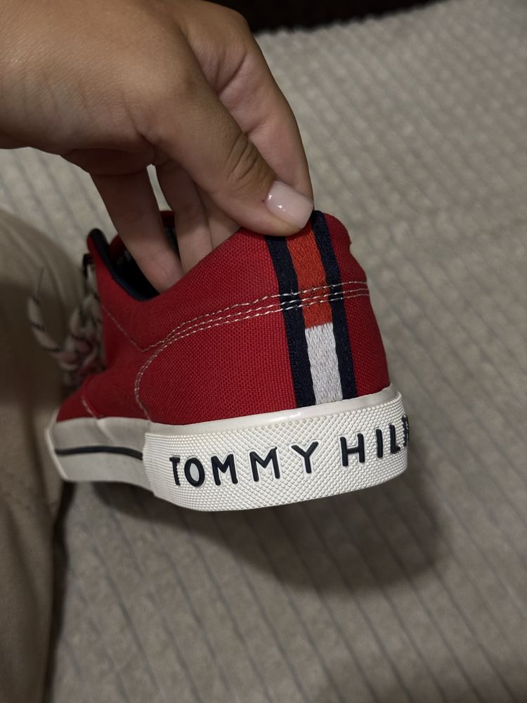 чоловічі кеді Tommy Hilfiger