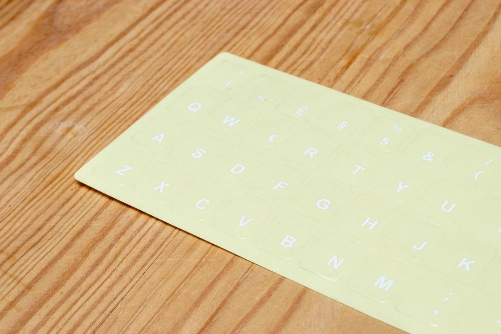 Autocolantes Teclado Português PT-PT Transparentes (Branco)