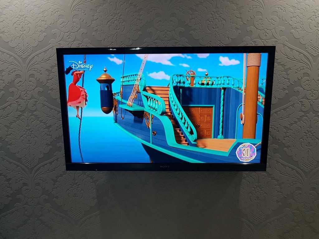 Telewizor LED Sony 32 cale KDL-32EX710 Full HD 100Hz +wieszak