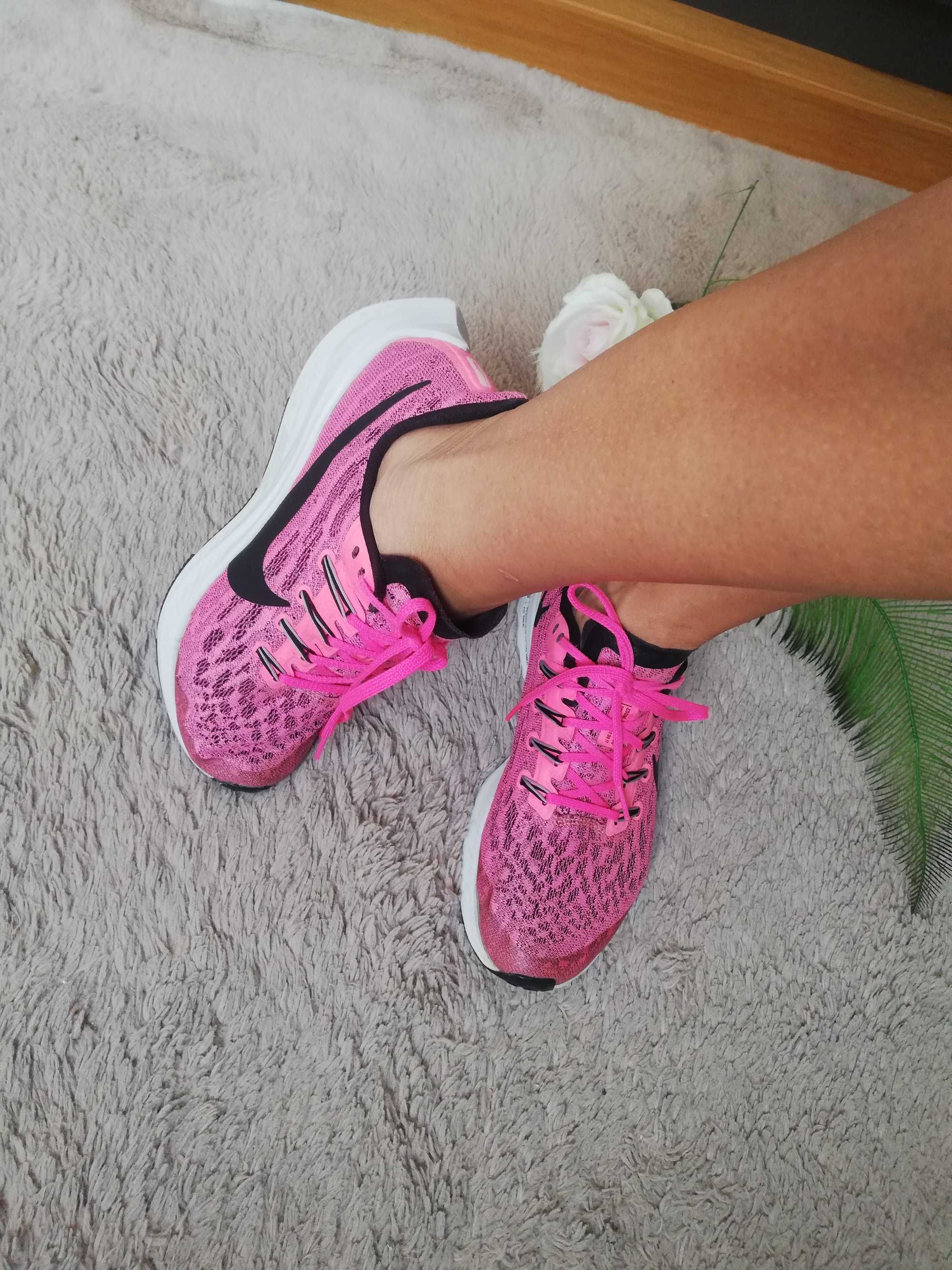 Damskie buty do biegania Nike Air Zoom Pegasus rozm.38,5