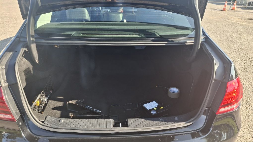 Mercedes E220  edição limitada