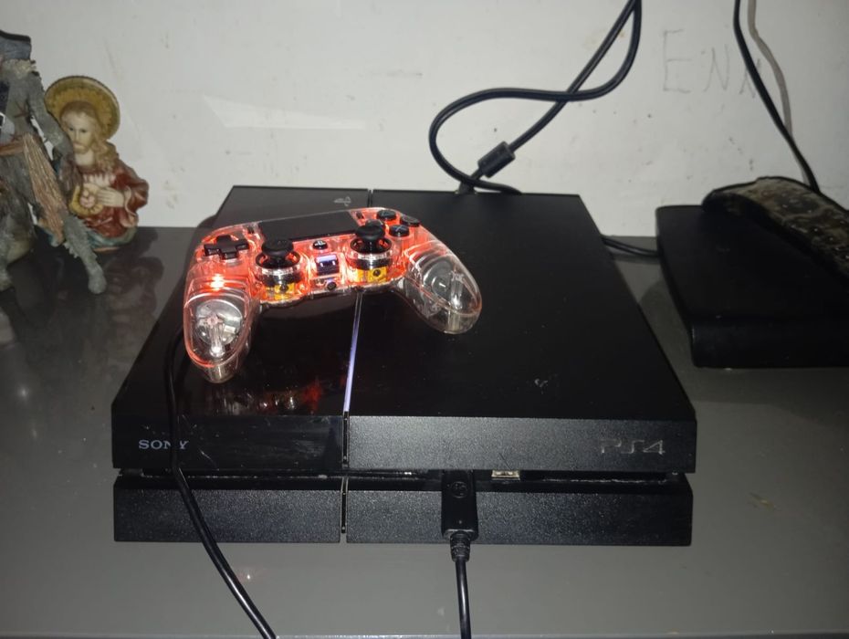 Playstation 4 como nova