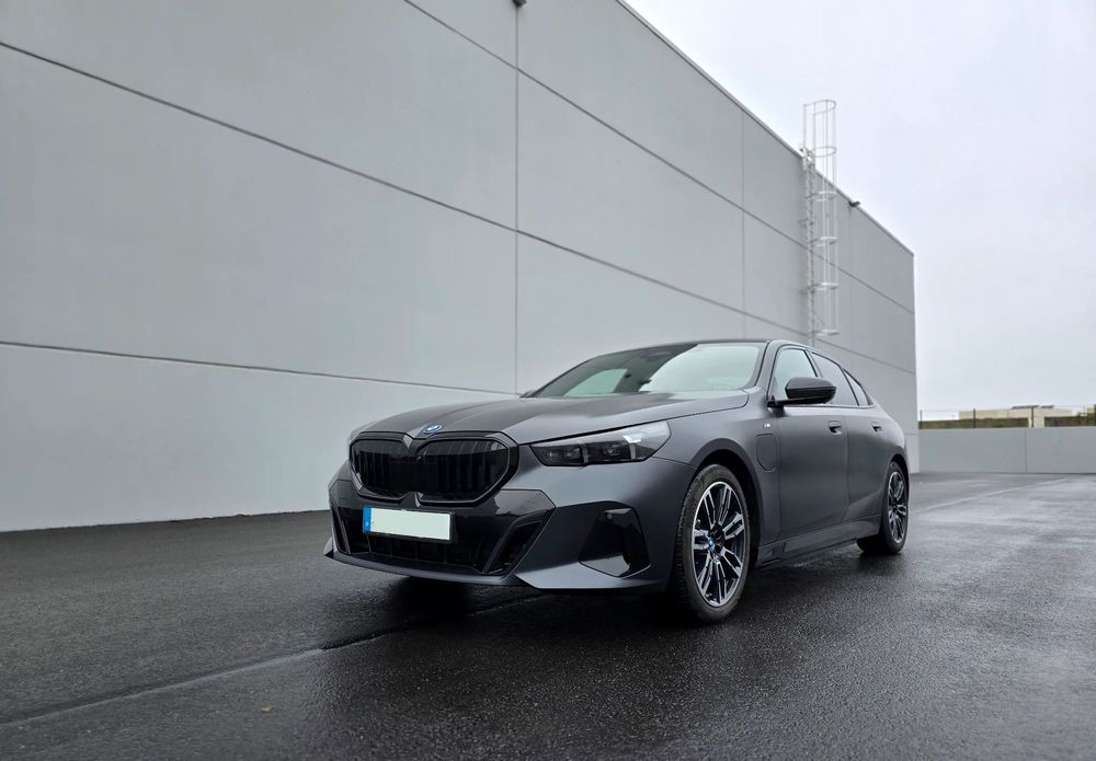 BMW 530 e Pack Desportivo M Pro