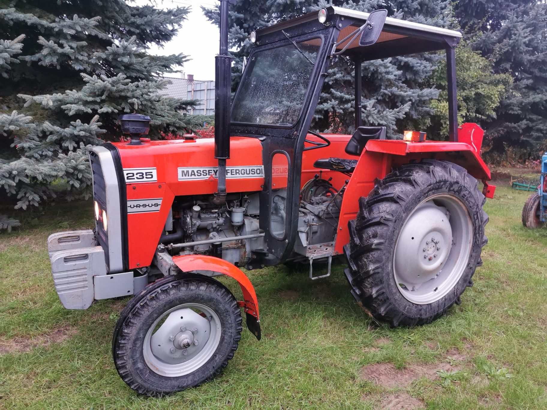 Massey ferguson 235 (2812)