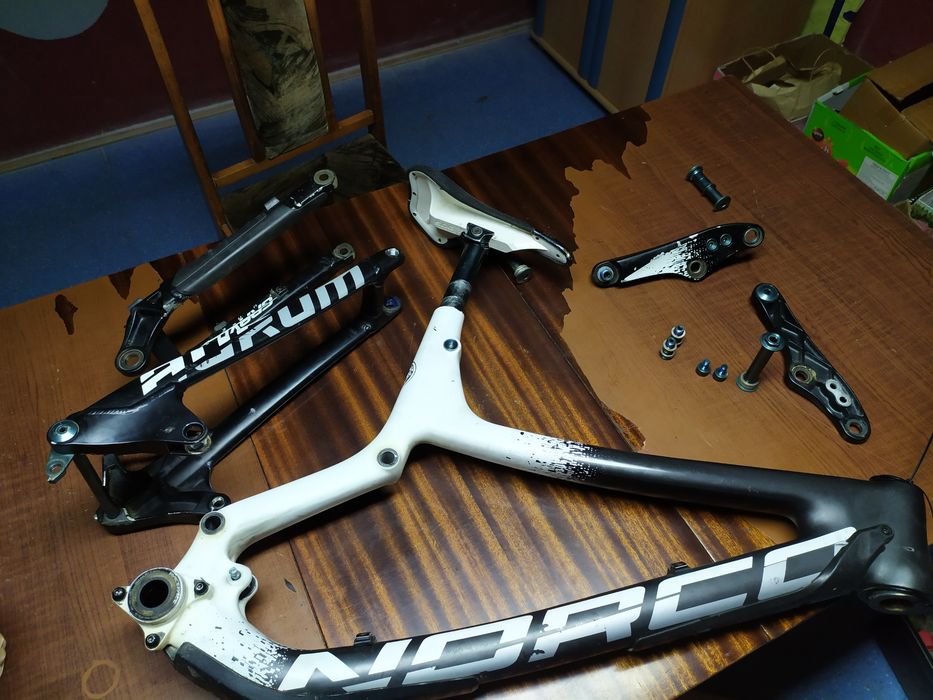 Rower dh fr norco aurum l  sram race face rux Fox rc4 27,5 0carbon