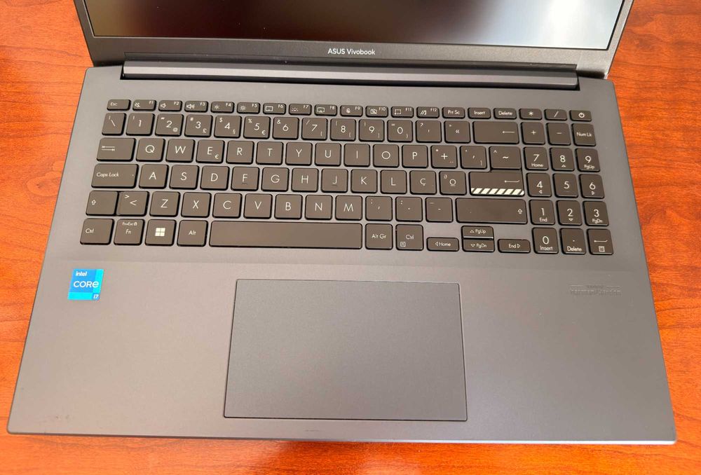 Asus Vivobook K3500P 15.6"FHD|i7-11370H a 3.3Ghz|16Gb Ram|Ssd 512Gb