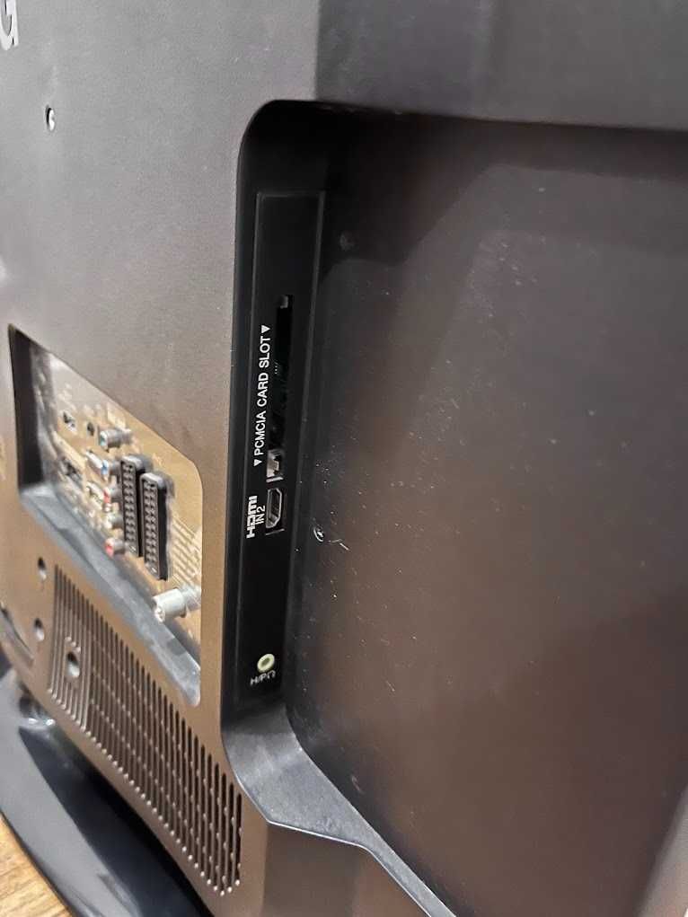 Telewizor LG 32LF2510 32" sprawny