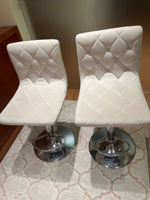 Conjunto de 2 bancos bar bege veludo