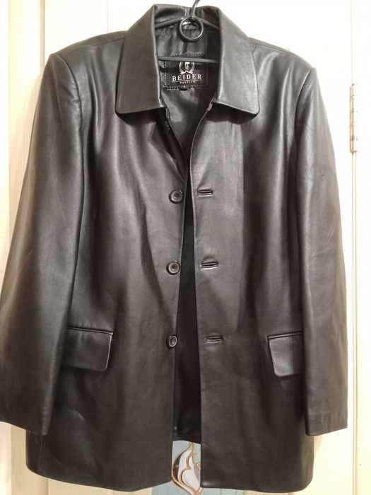 Кожаный чёрный пиджак