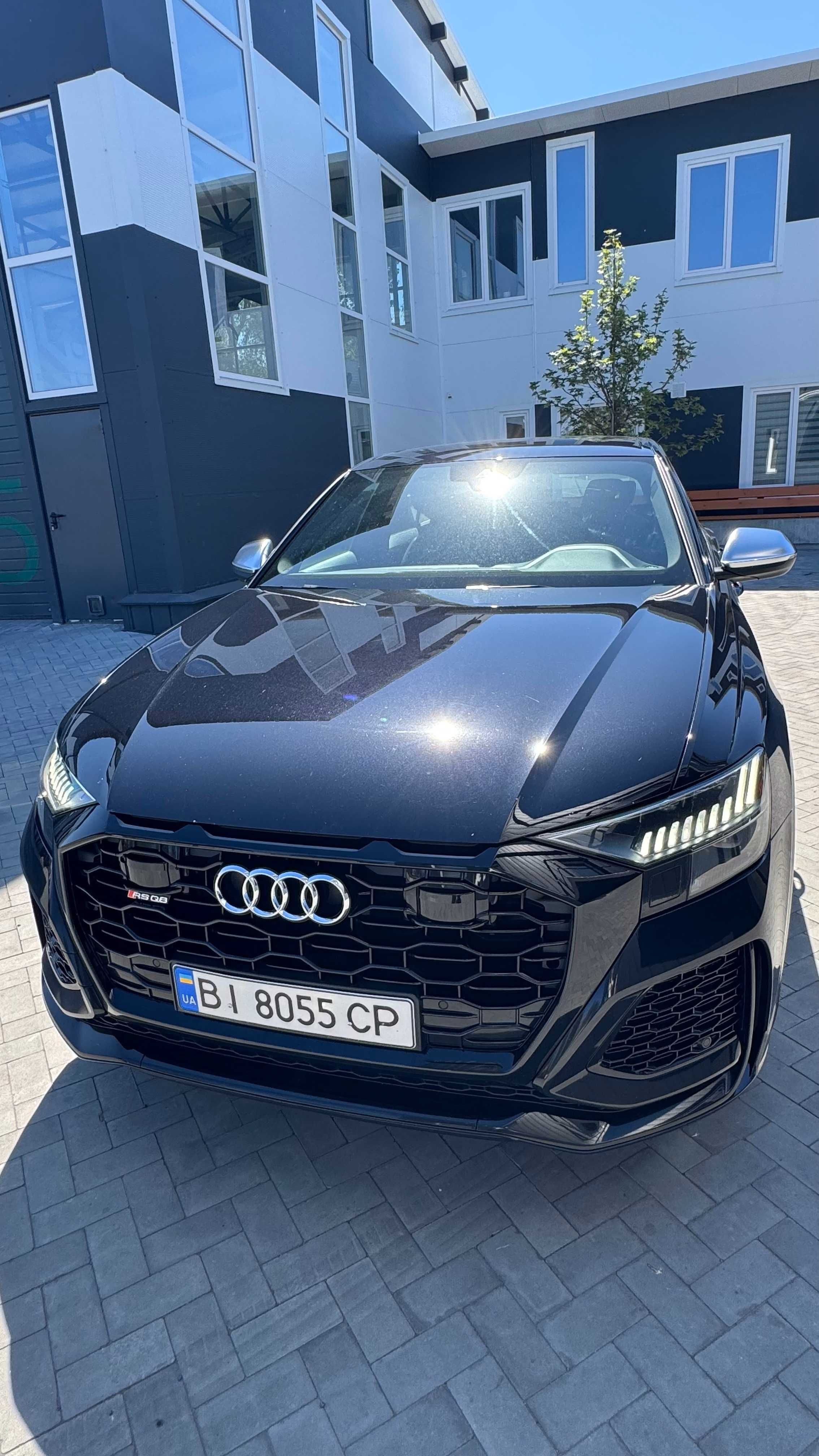 Продаж Audi RS Q8