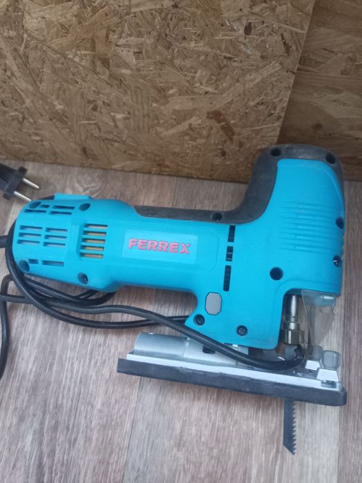 Шуруповерт intertool 0331 BRUSLE