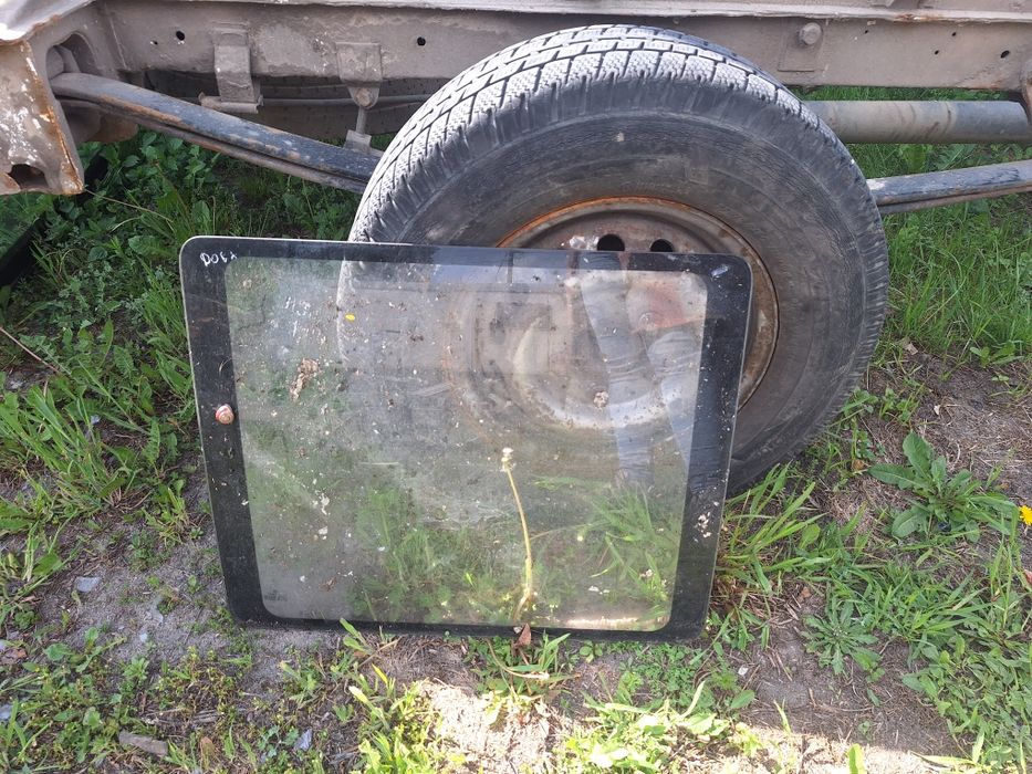 Vw T4 doka szyba prawa lewa kabina