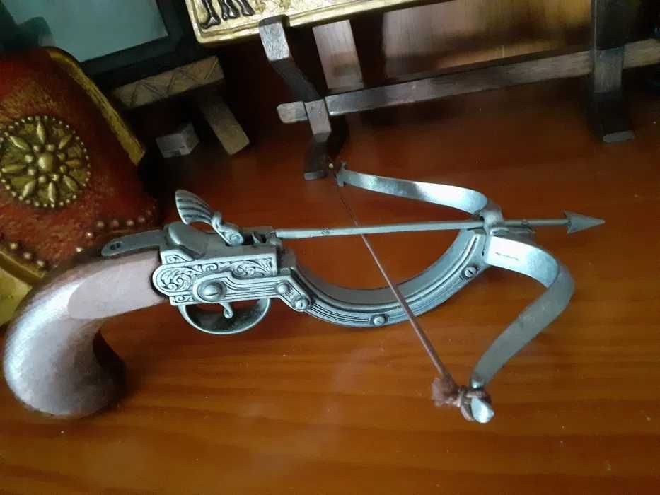 Réplica pistola Besta Belga Seculo XVIII madeira decoração colecao