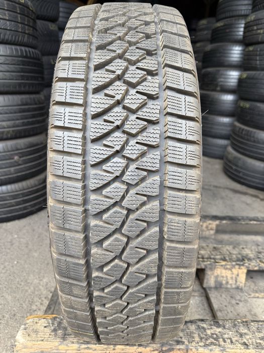Зимова шина 225/75 R16C 121/120R Bridgestone Blizzak W810 1шт. 10мм